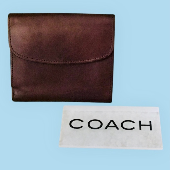 Coach Vintage Leather Bi Fold Wallet - Picture 14 of 14